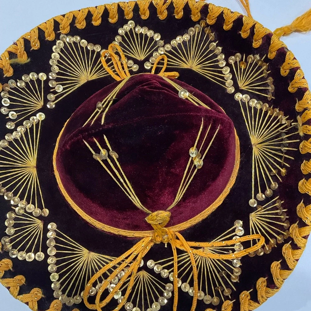 ☀️☀️☀️Authentic Pigalle XXXXX Burgundy/Gold  M Size Mexican Sombrero, 15” diam